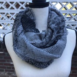 Merona Gray Black Silver Accordion Infinity Scarf